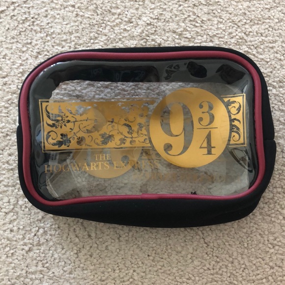 Hot Topic Handbags - Harry Potter bag